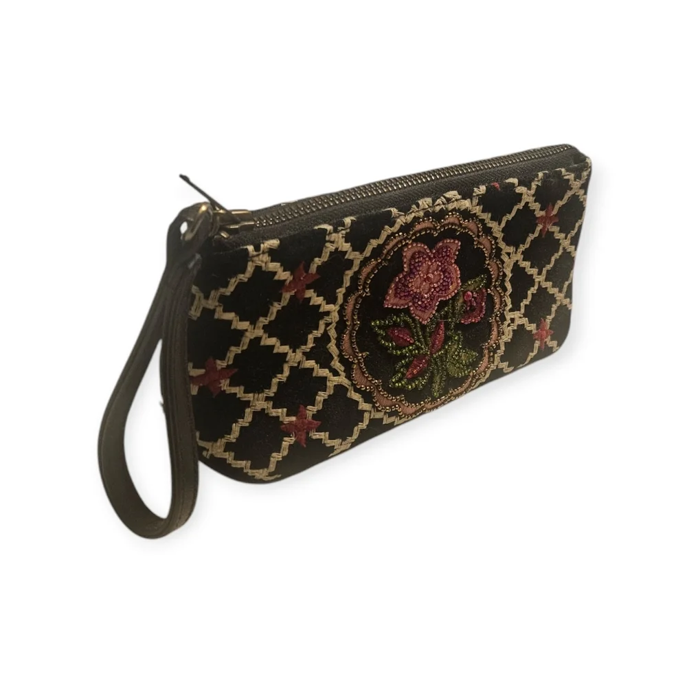 Isabella Fiore Wristlet